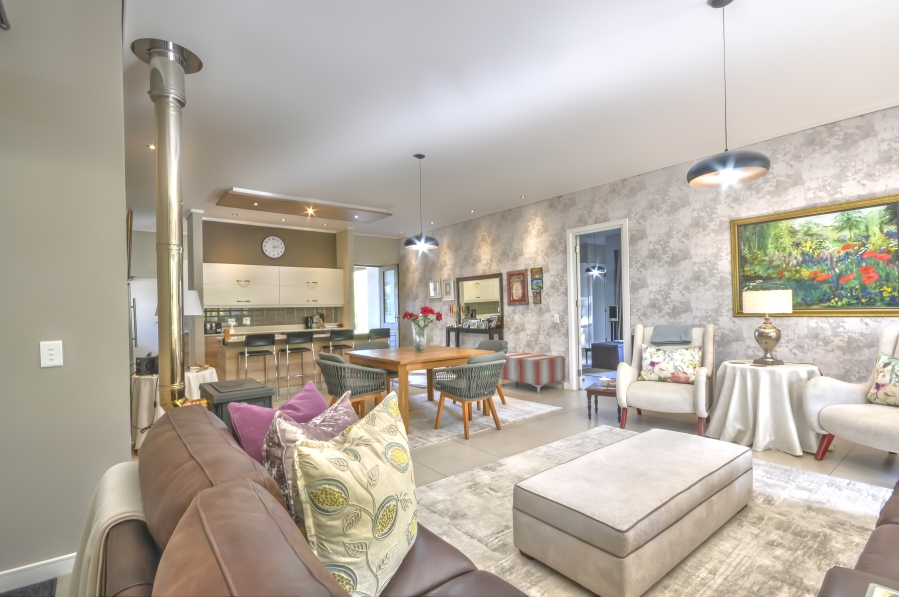 4 Bedroom Property for Sale in Earls Court Lifestyle Estate Western Cape